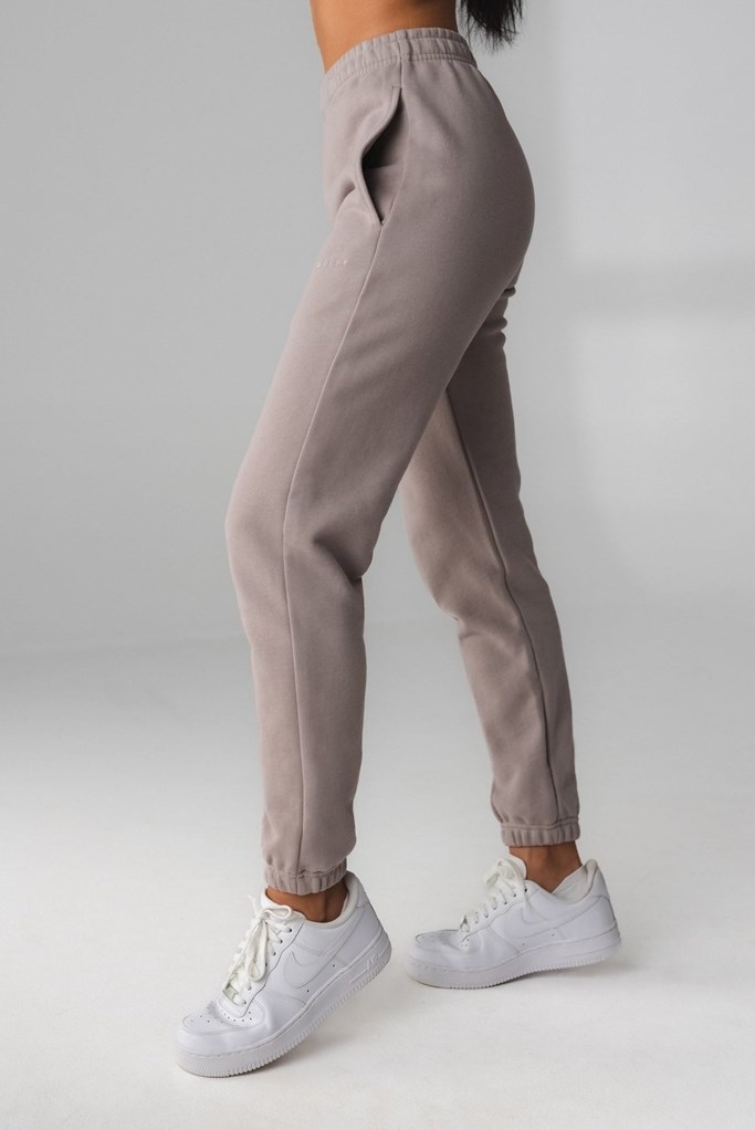 Champagne Vitality Cozy Jogger | AXHKJT385