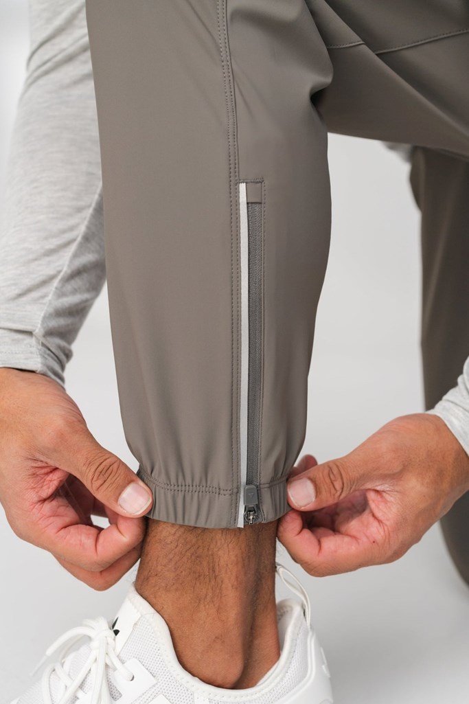 Gravity Vitality The Men's Swift Cargo Jogger | QUFXLE802