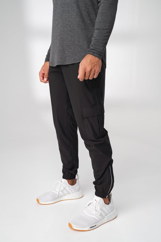 Midnight Vitality The Men's Swift Cargo Jogger | MZGPBJ635