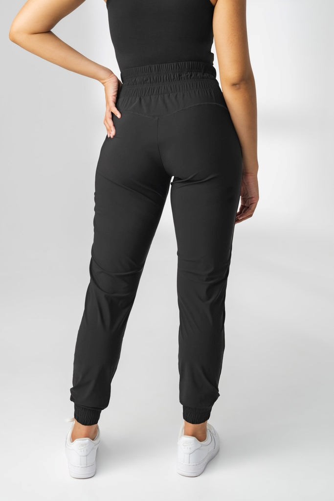 Midnight Vitality The Women's Swift Jogger | BCSXEN548