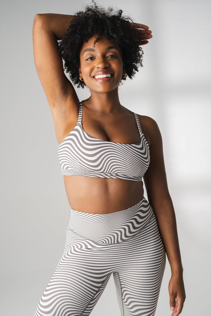 Wavelength Vitality The Ascend Scoop Bra | BGLSAR208